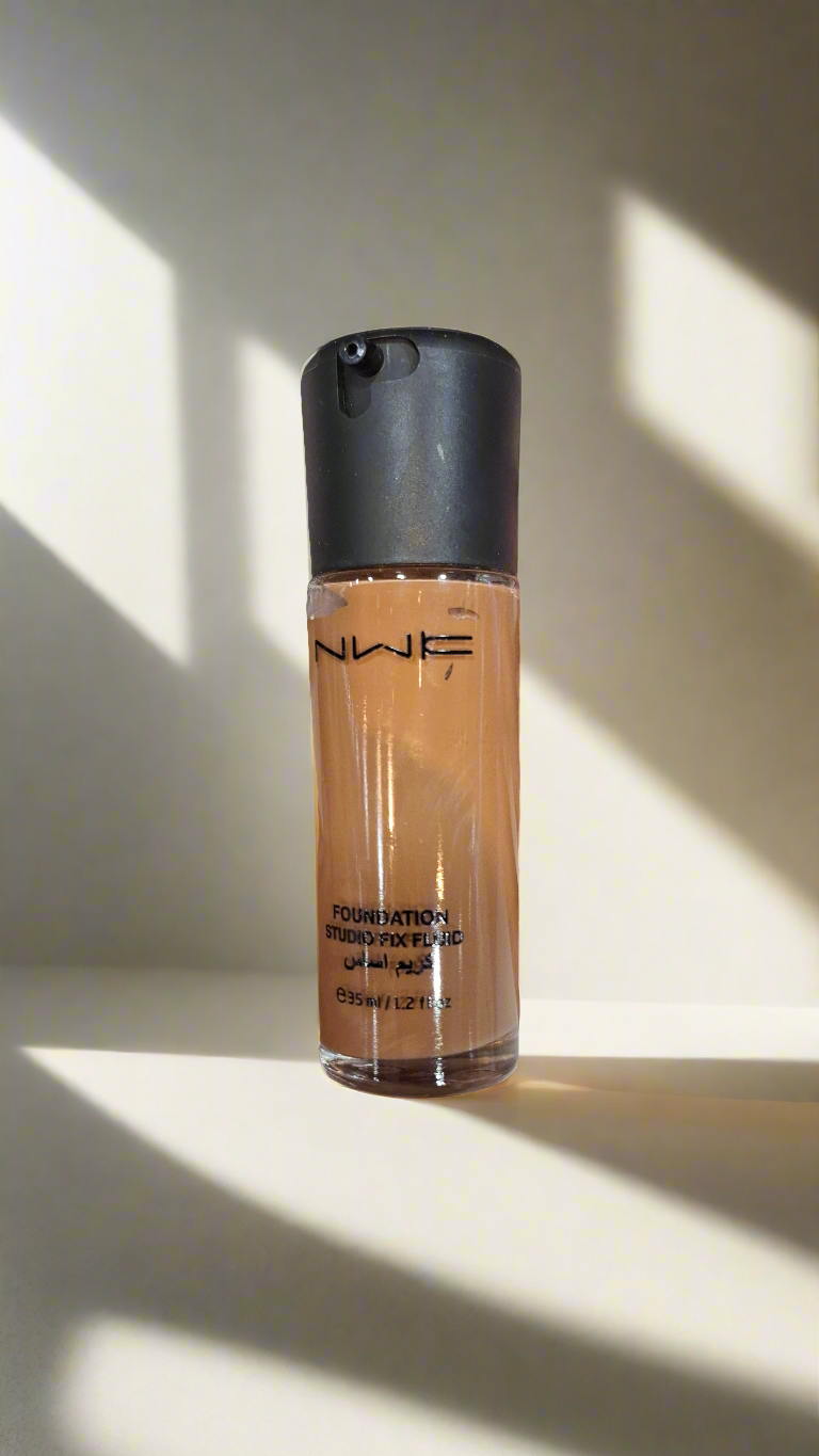 MAC
MAC Studio Fix Fluid Foundation SPF 15, NW35