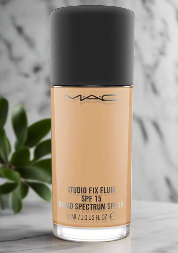 MAC
MAC Studio Fix Fluid Foundation SPF 15, NW35