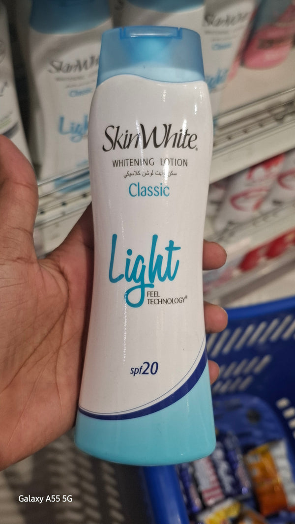 skin white
Skin White Classic Whitening Lotion SPF 20 200 ml
