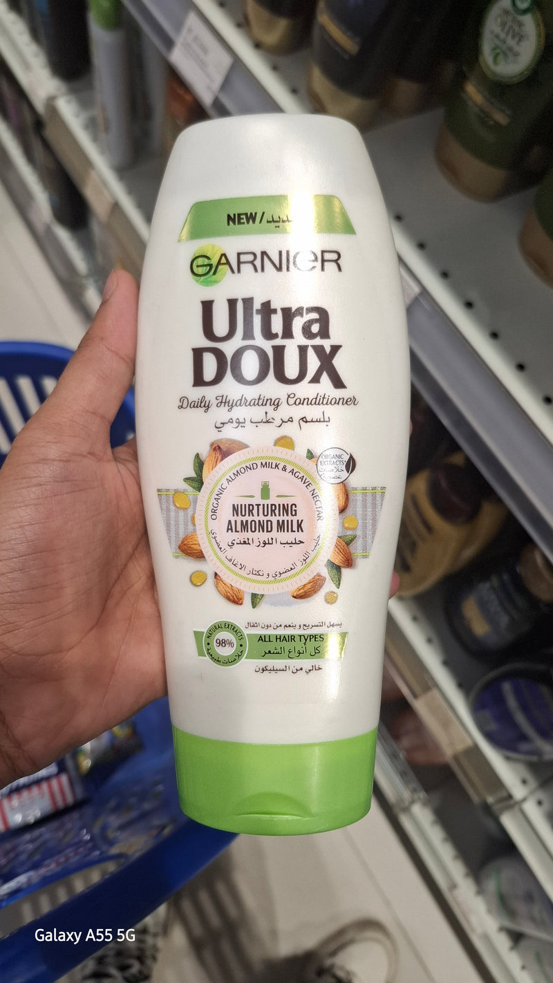 Garnier
Ultra Doux Daily Hydrating Conditioner 400ml