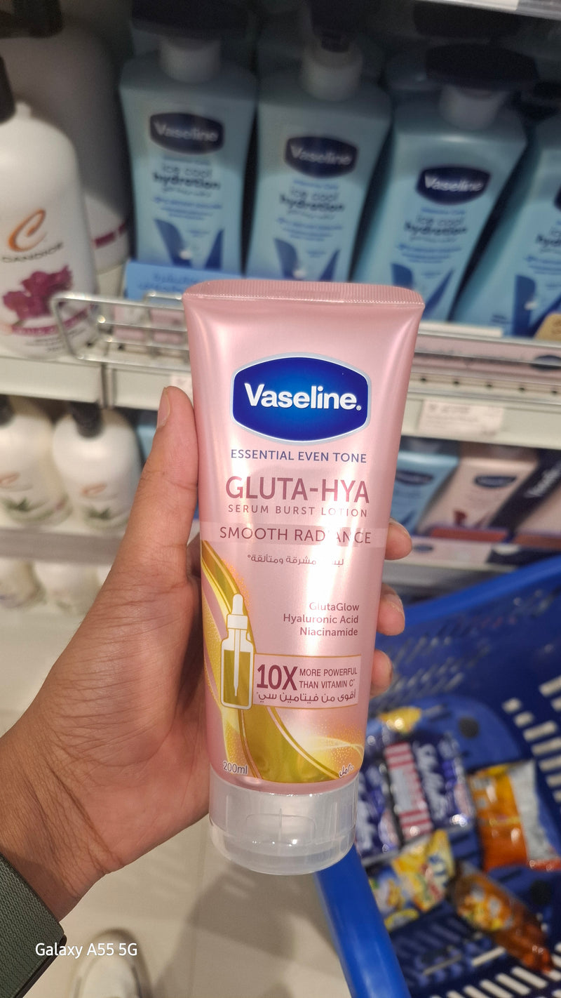 VaselineEven Tone Lotion with Serum for Soft Glow - 200ml