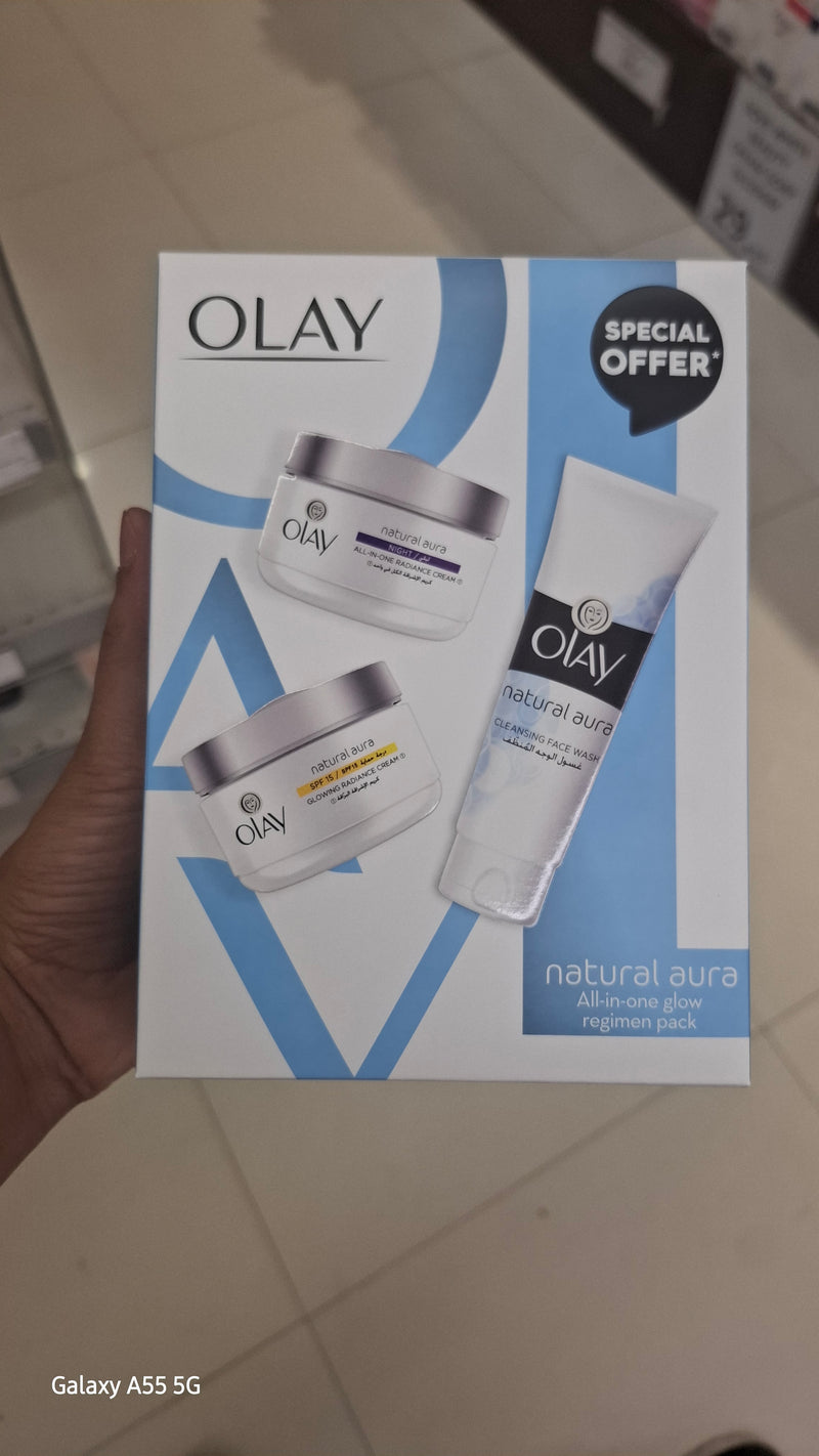 Olay Natural Aura Regimen Pack