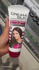 Cream Silk
Cream Silk Rejuvenating Conditioner for Straight Pink Hair 180 ml