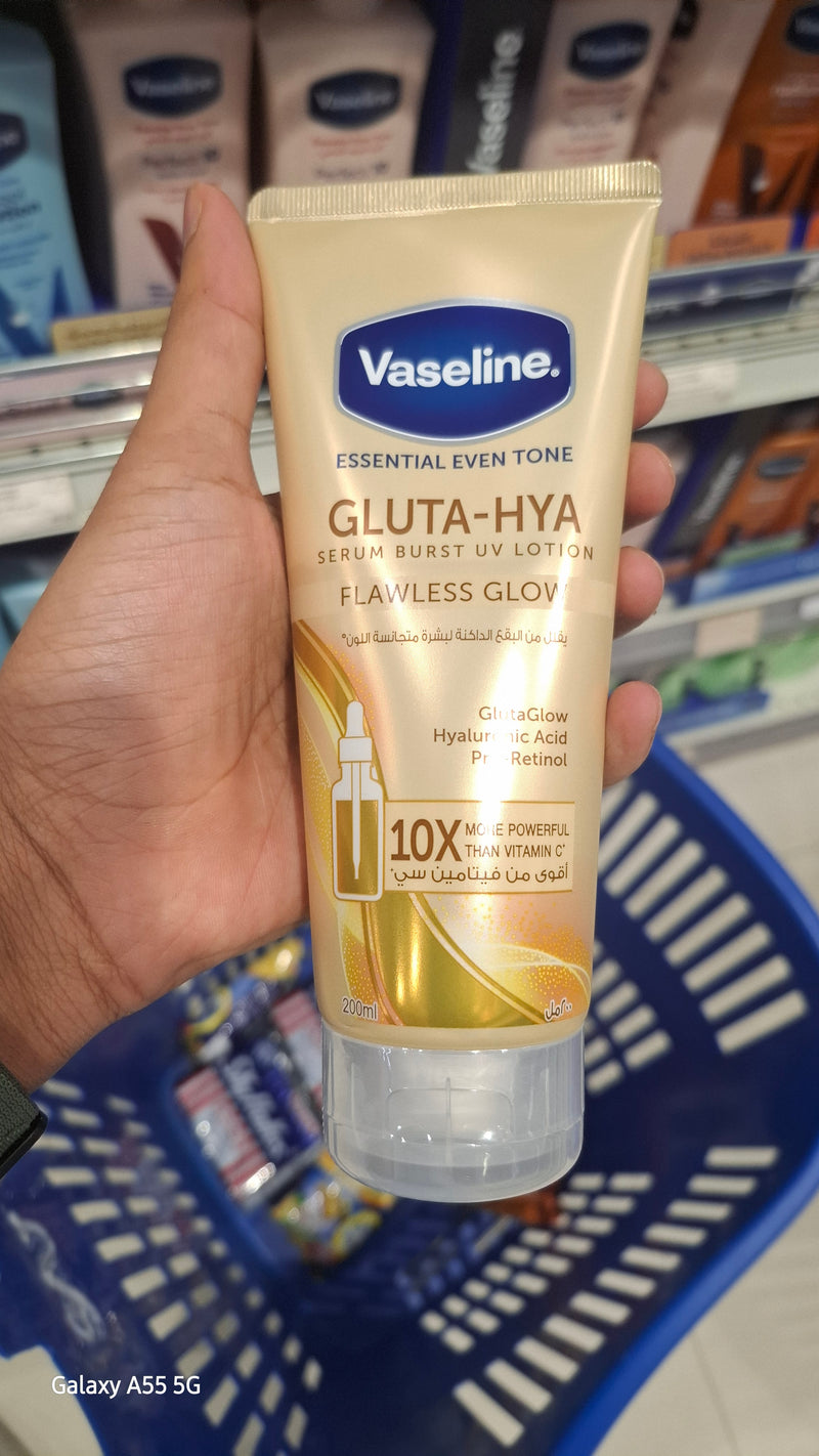 Vaseline
Gluta High Serum 200ml - UV Body Lotion, Anti-Blemish and Brightening